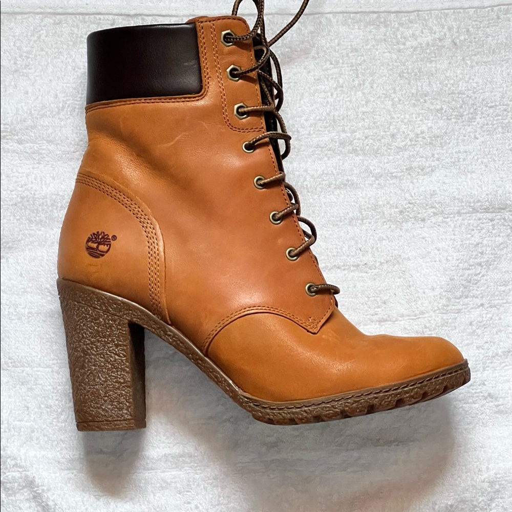 Woman’s timberland boots